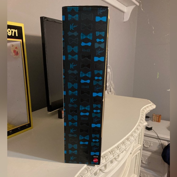 Happy Birthday, Ken Barbie Doll - Picture 6 of 7